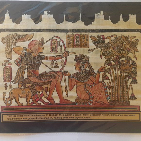 Hand-painted papyrus painted souvenir portrait (Tutankhamon Design) - Picture 1 of 16